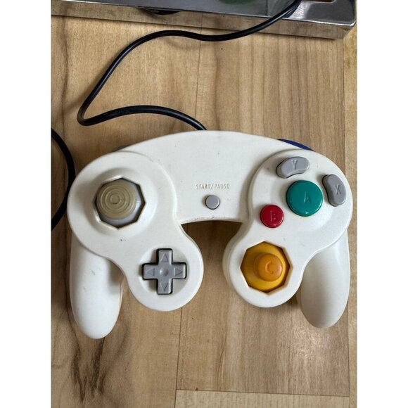 Lot of Retro Gaming Cables and Controller - Picture 2 of 11